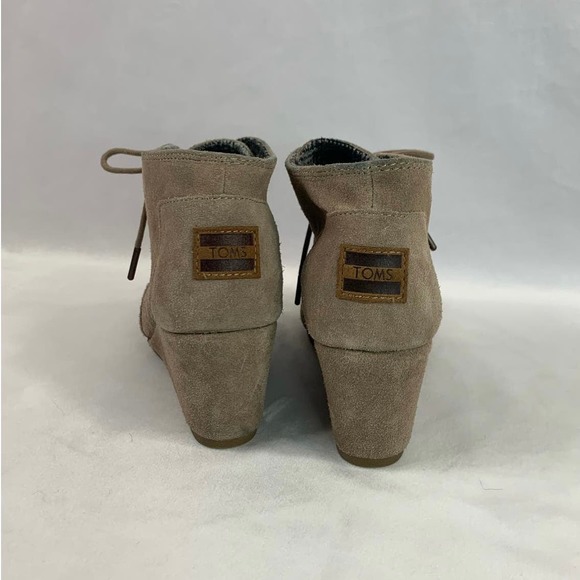 TOMS Desert Wedge Khaki Tan Suede Leather Booties Flannel Lined Size 6 W‎ - Picture 3 of 11